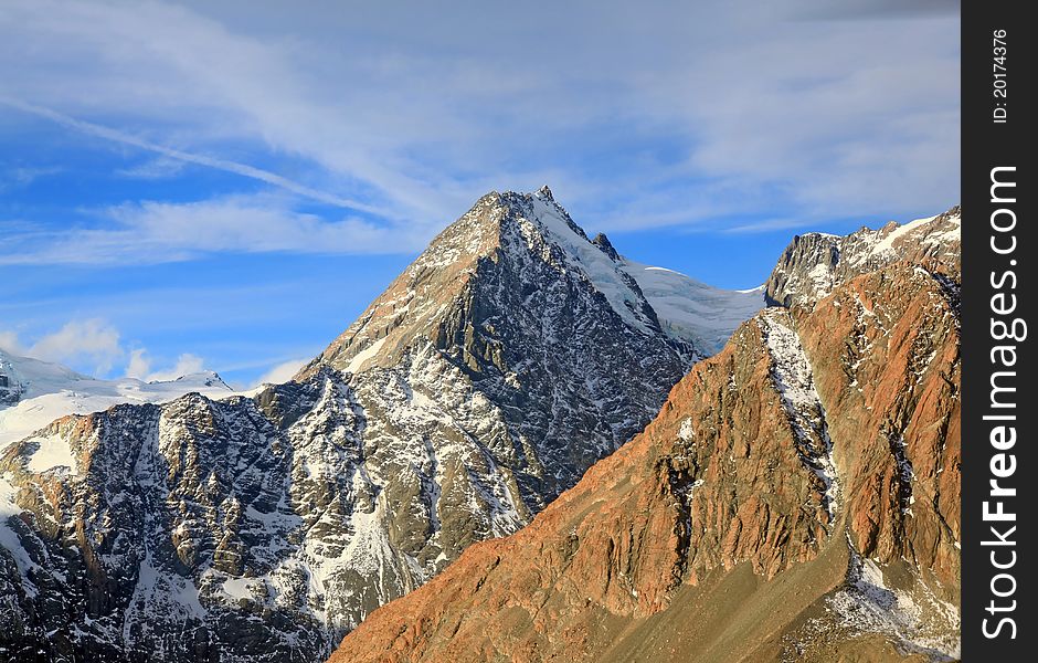 Aerial view of Aoraki mount cook mountain alpine alps range in New Zealand