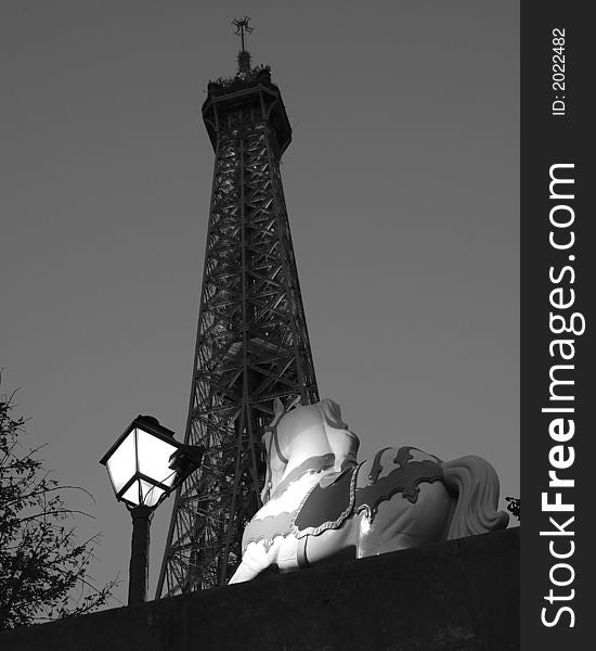 A Parisian Horse close to the Eiffel Tower