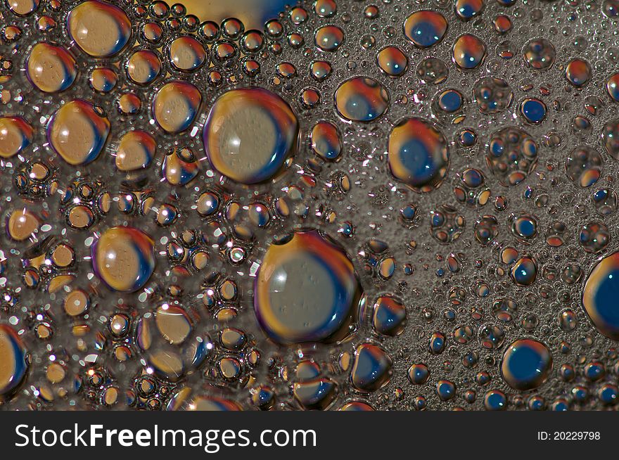 A beautiful pattern by bubbles of water formed