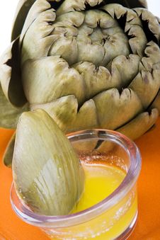 Steamed Artichoke With Melted Butter Royalty Free Stock Photos Steamed Artichoke With Melted Butter Royalty Free Stock Photos
