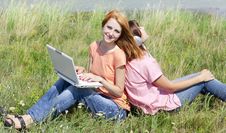 Girlfriends At Countryside With Laptop Royalty Free Stock Photos Girlfriends At Countryside With Laptop Royalty Free Stock Photos