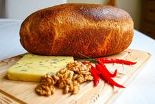 Homemade Bread With Cheese Royalty Free Stock Images Homemade Bread With Cheese Royalty Free Stock Images