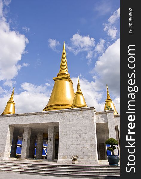Building the Golden Pagoda Buddhist Tripitaka marble Nakhon Pathom