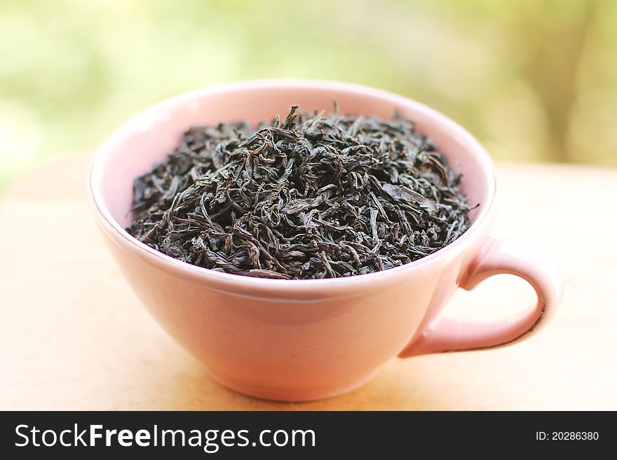 Dry Leaves Tea