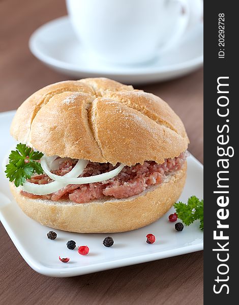 Fresh Bap With Minced Meat