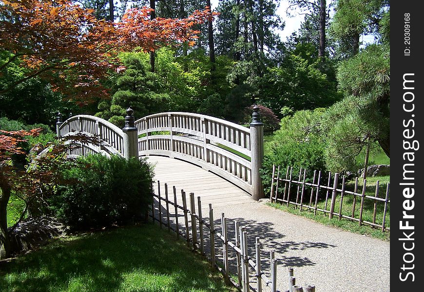 A photo of a bridge in a Japanese Garden.