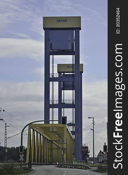 Vertical-Lift Bridge