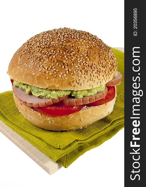 Sandwich with turkey, tomato and avocado