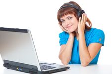 Teen-girl Listen To Music In Headphones Royalty Free Stock Photography Teen-girl Listen To Music In Headphones Royalty Free Stock Photography