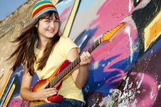 Girl With Guitar And Graffiti Wall Stock Photography Girl With Guitar And Graffiti Wall Stock Photography