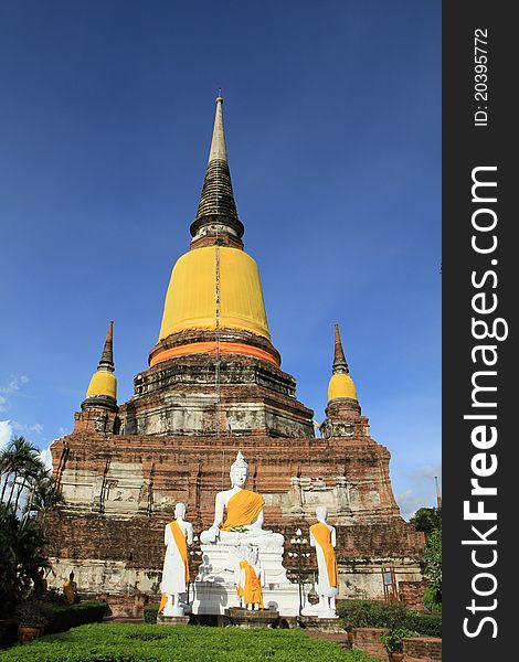 Pagoda at Wat Yai Chaimongkol, Ayuthaya, Thailand.