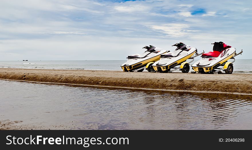 Small motorboat on the beach.