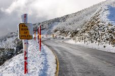Winter Road Mount Hotham Royalty Free Stock Photos Winter Road Mount Hotham Royalty Free Stock Photos
