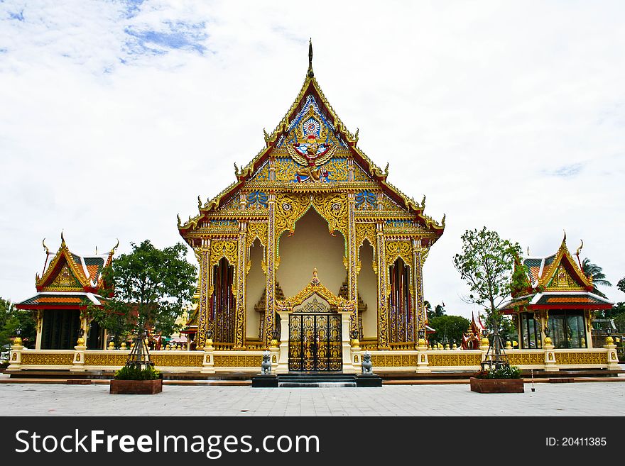 The golden thai art background