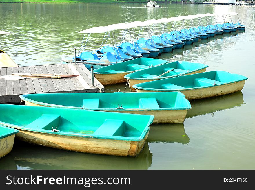 Rent rowboat at lumpinee park in thailand