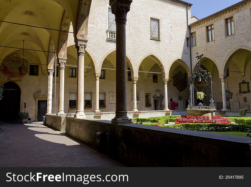 The inner garden of the Basilica of Saint Anthony of Padua