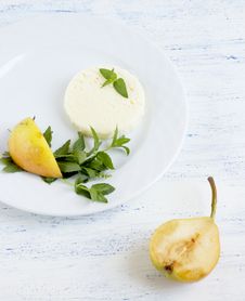 White Cheese And Pears Royalty Free Stock Photography White Cheese And Pears Royalty Free Stock Photography