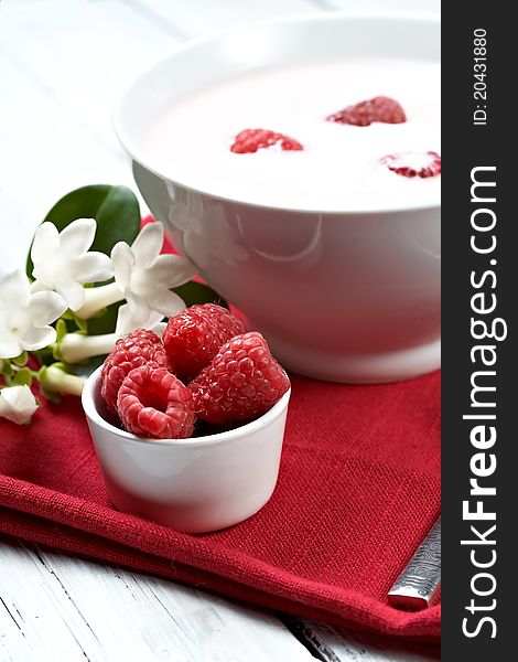 Raspberry with yogurt