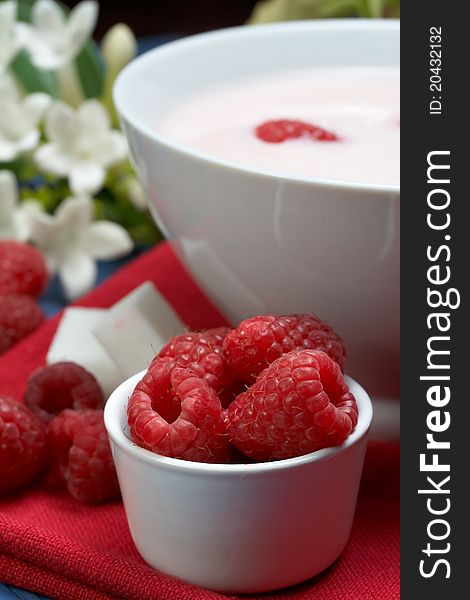 Raspberry with yogurt