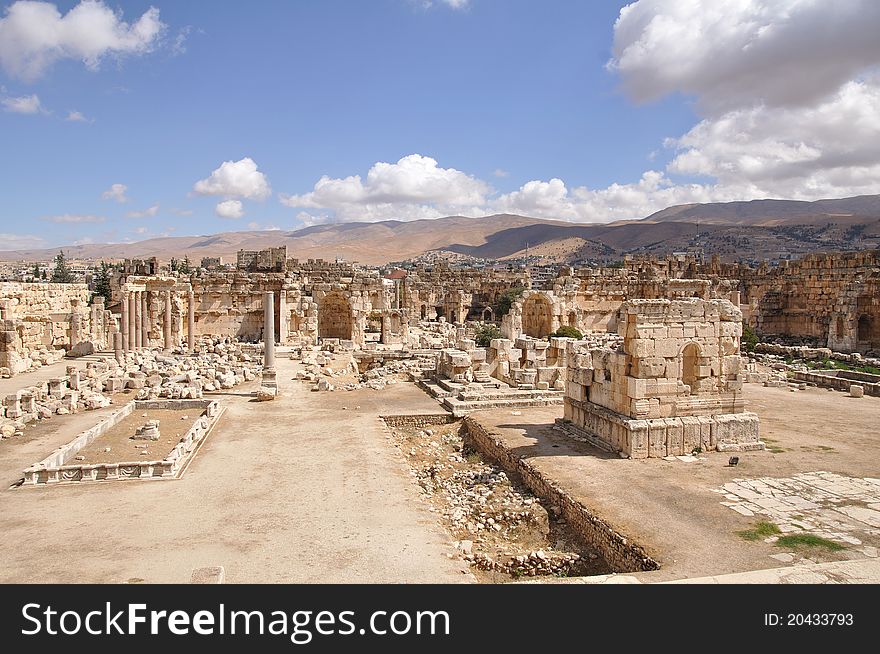 Jupiter temple, Roman ruins of Baalbek Acropolis, Bekaa Valley, Lebanon.