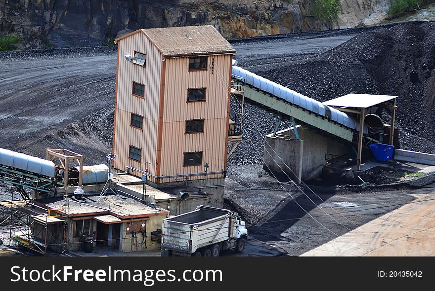 A conveyor for a coal power plant. A conveyor for a coal power plant