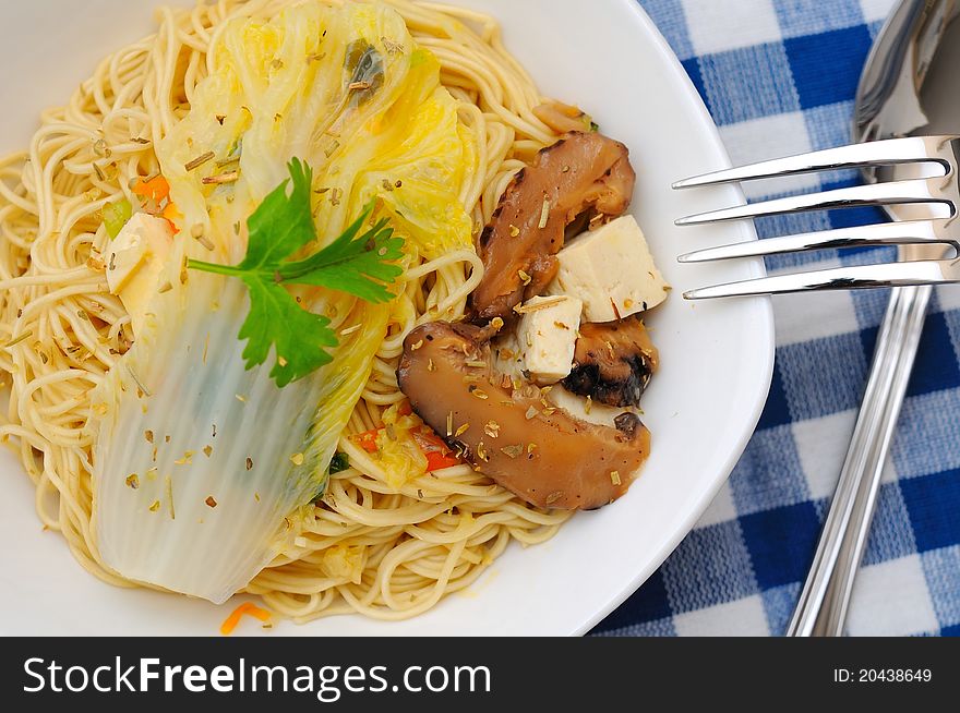 Simple And Healthy Chinese Yellow Noodles