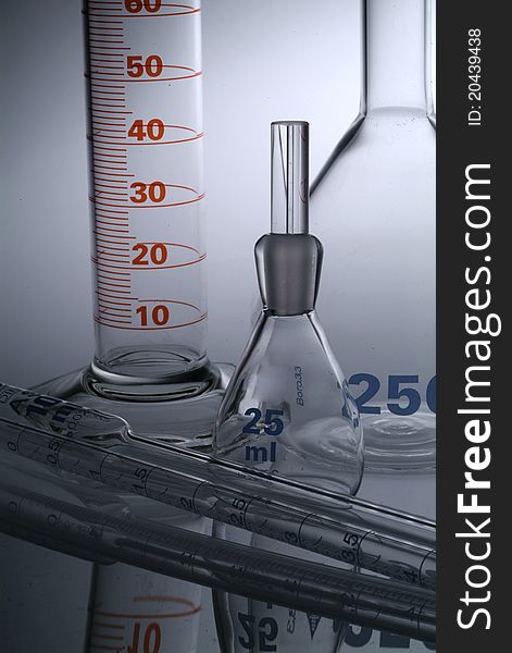 A Chemistry recipient in a laboratory ambiance