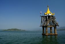 Sunk Temple In Thailand Royalty Free Stock Photos