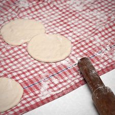 Dough And Rolling Pin Royalty Free Stock Photography Dough And Rolling Pin Royalty Free Stock Photography