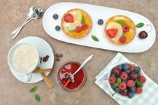 Fruit Tarts Royalty Free Stock Photo Fruit Tarts Royalty Free Stock Photo