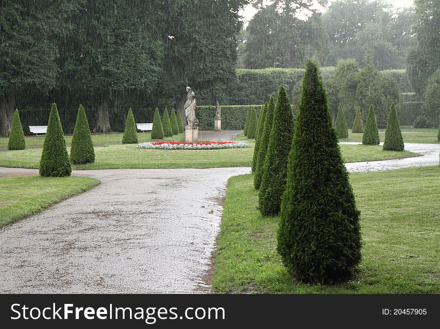 Gardens of the palace in Rogalin (Poland), in the rain. Gardens of the palace in Rogalin (Poland), in the rain