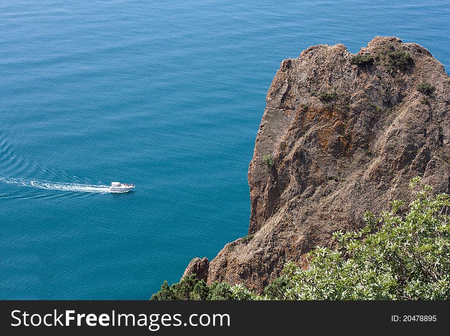 Photo cape on the bank of the black sea