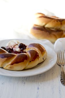 Buns, Jam And Cream Cheese Royalty Free Stock Photography Buns, Jam And Cream Cheese Royalty Free Stock Photography