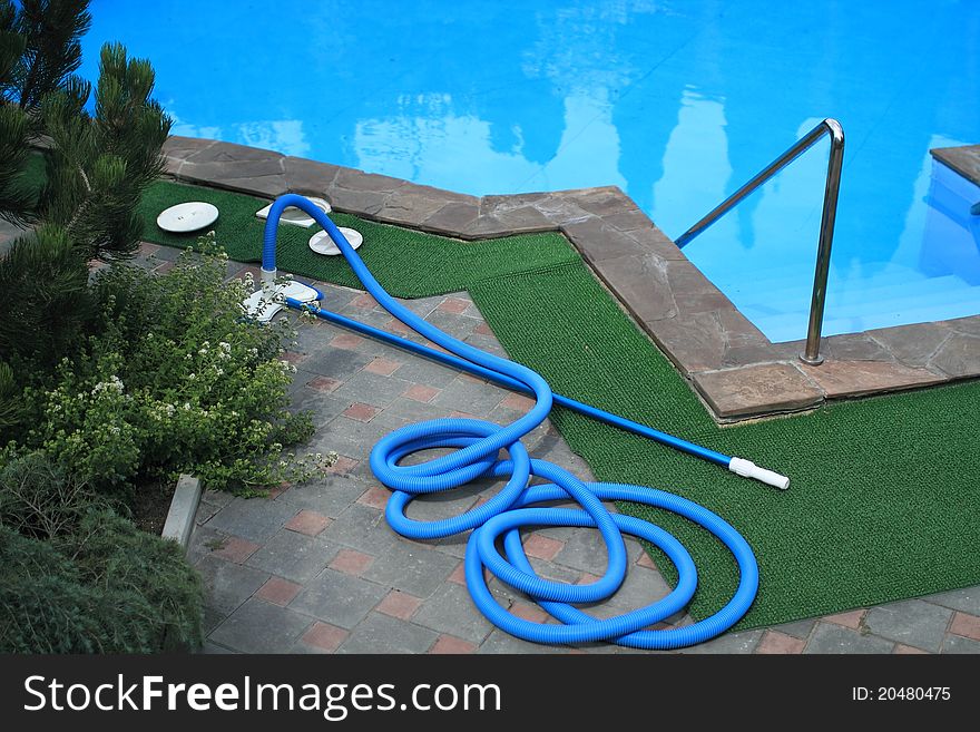 Swimming pool cleaning equipment. Housework. Swimming pool cleaning equipment. Housework.