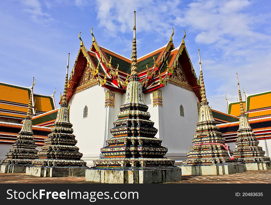 Stupas in Wat Pho