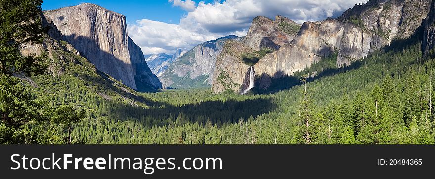 Tunnel View, Yosemite National Park. Tunnel View, Yosemite National Park