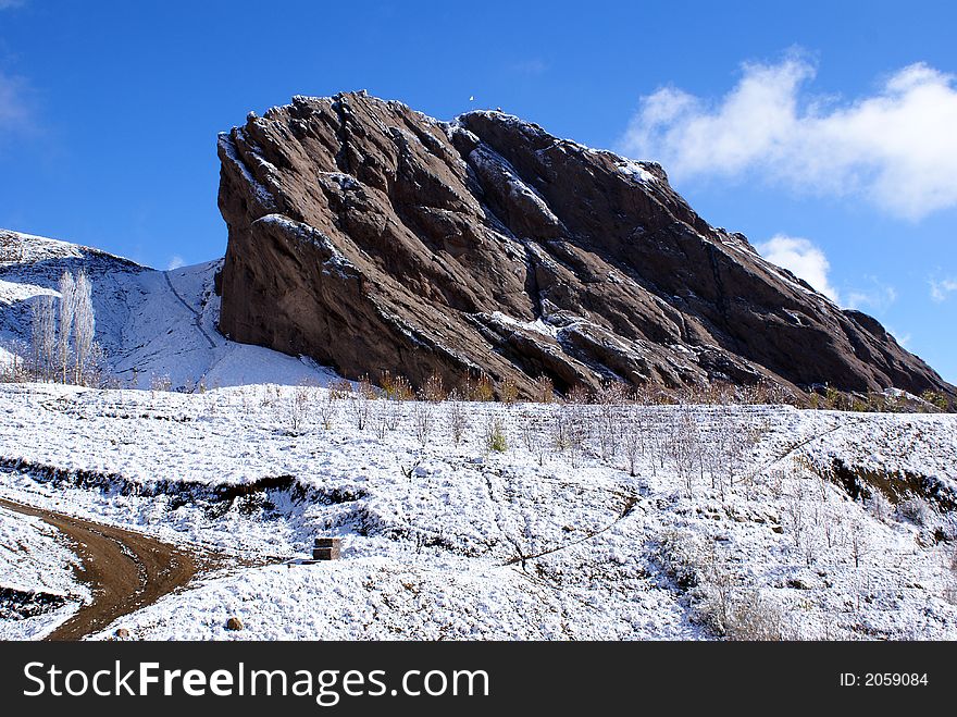 Rock, Trres And Mountain