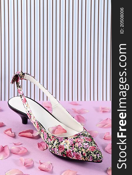 Floral pattern women shoe