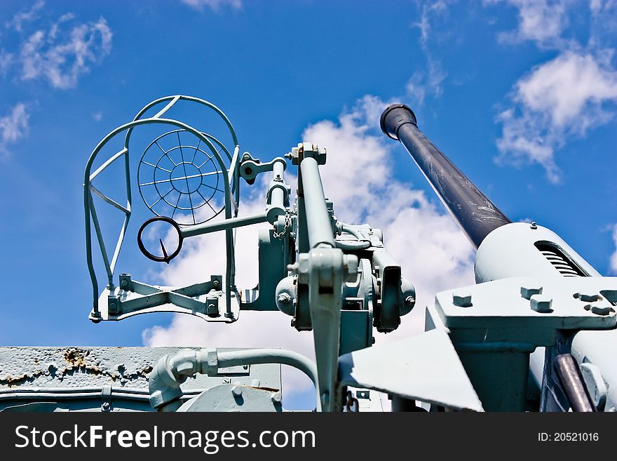 Anti aircraft gun on the HMCS Haida shown at rest after a long career in WWII and the Korean War before being retired in 1963. Anti aircraft gun on the HMCS Haida shown at rest after a long career in WWII and the Korean War before being retired in 1963.