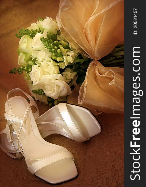 The lady shoe, preparations for wedding day