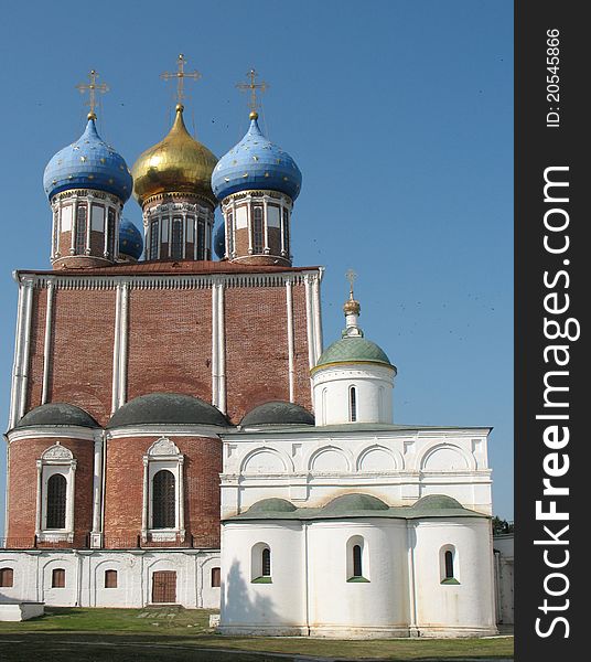 Uspenskiy Cathedral is the main attraction of the Ryazan Kremlin, built in 1693 - 1699's. Uspenskiy Cathedral is the main attraction of the Ryazan Kremlin, built in 1693 - 1699's
