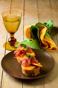 Ham And Melon Appetizer Royalty Free Stock Images Ham And Melon Appetizer Royalty Free Stock Images