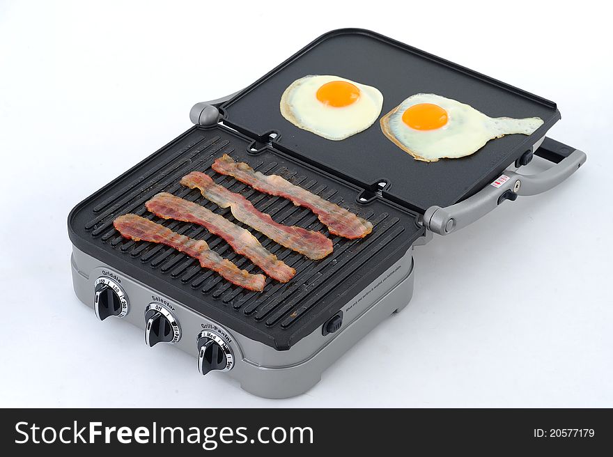Breakfast - eggs, bacon for eat