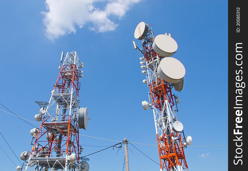 Huge complex of telecommunication antenna