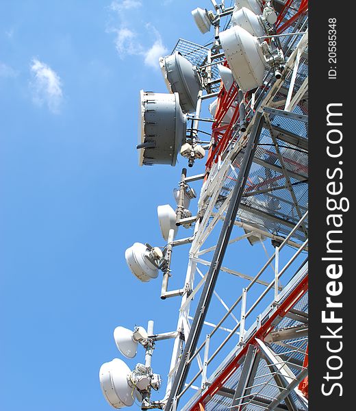 Telecommunication Antenna