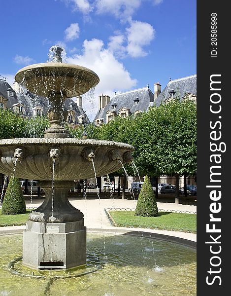 The Places des Vosges, the most beautiful square in Paris. The Places des Vosges, the most beautiful square in Paris