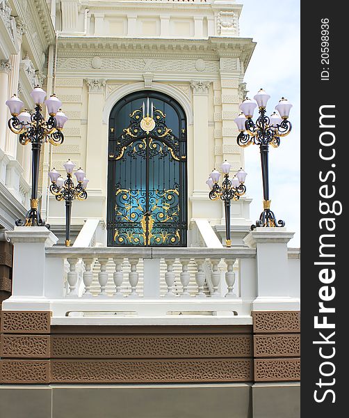 Grand arch door of The Chakri Maha Prasat Throne Hall, Bangkok, Thailand. Photo taken on: July 18th, 2011