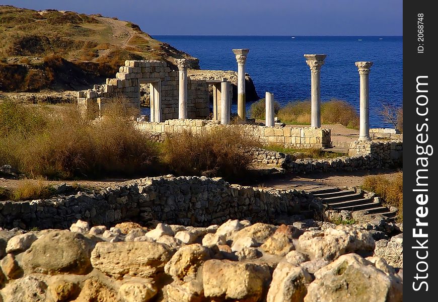 Ancient; columns; sea; side; architecture;. Ancient; columns; sea; side; architecture;