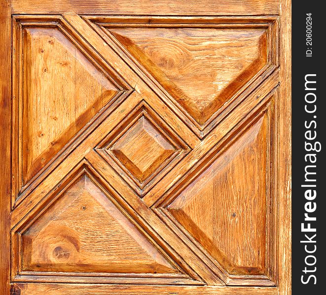 A wooden pattern usually carved on doors of main entrances. A wooden pattern usually carved on doors of main entrances
