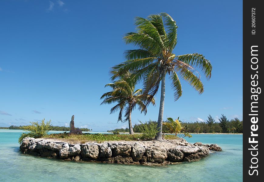 Little island on Bora Bora islan